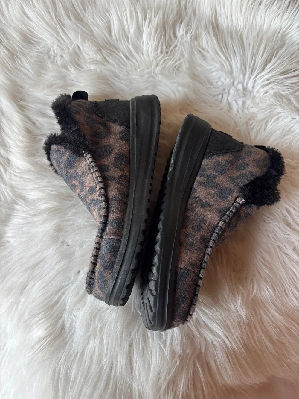 Hey Dude Denny Leopard Print Fur Lined Slip-On Boots in Brown and Black Size 9
